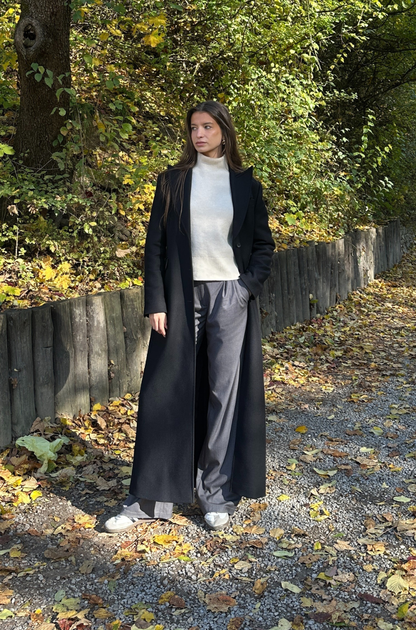 PRE-ORDER Płaszcz Lumo czarny